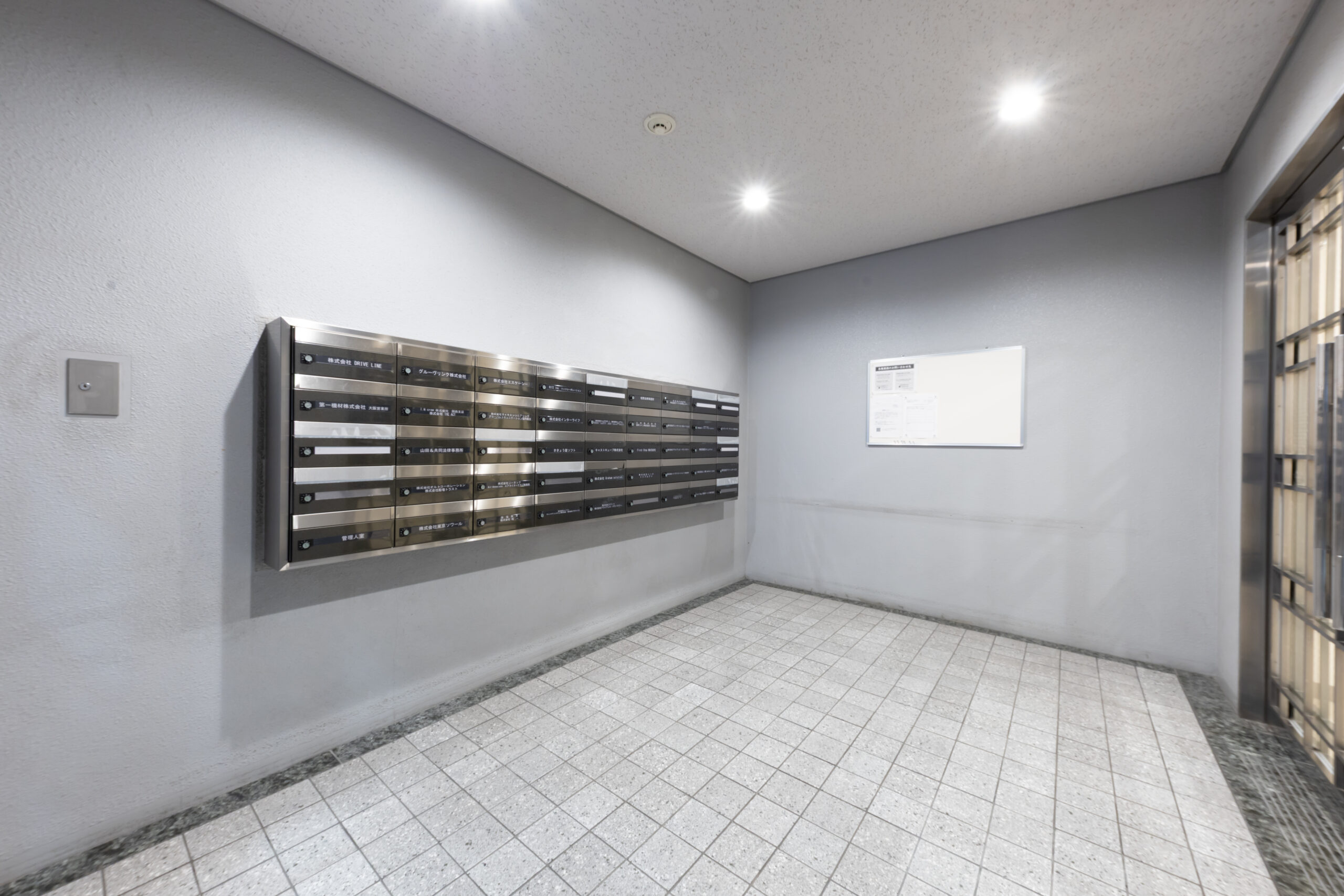 Duo心斎橋 メールボックス